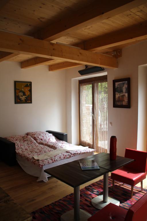 Cirfandli Vendeghaz Apartment Pecs Luaran gambar